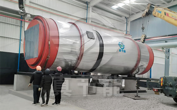 烘干設備吊裝現(xiàn)場